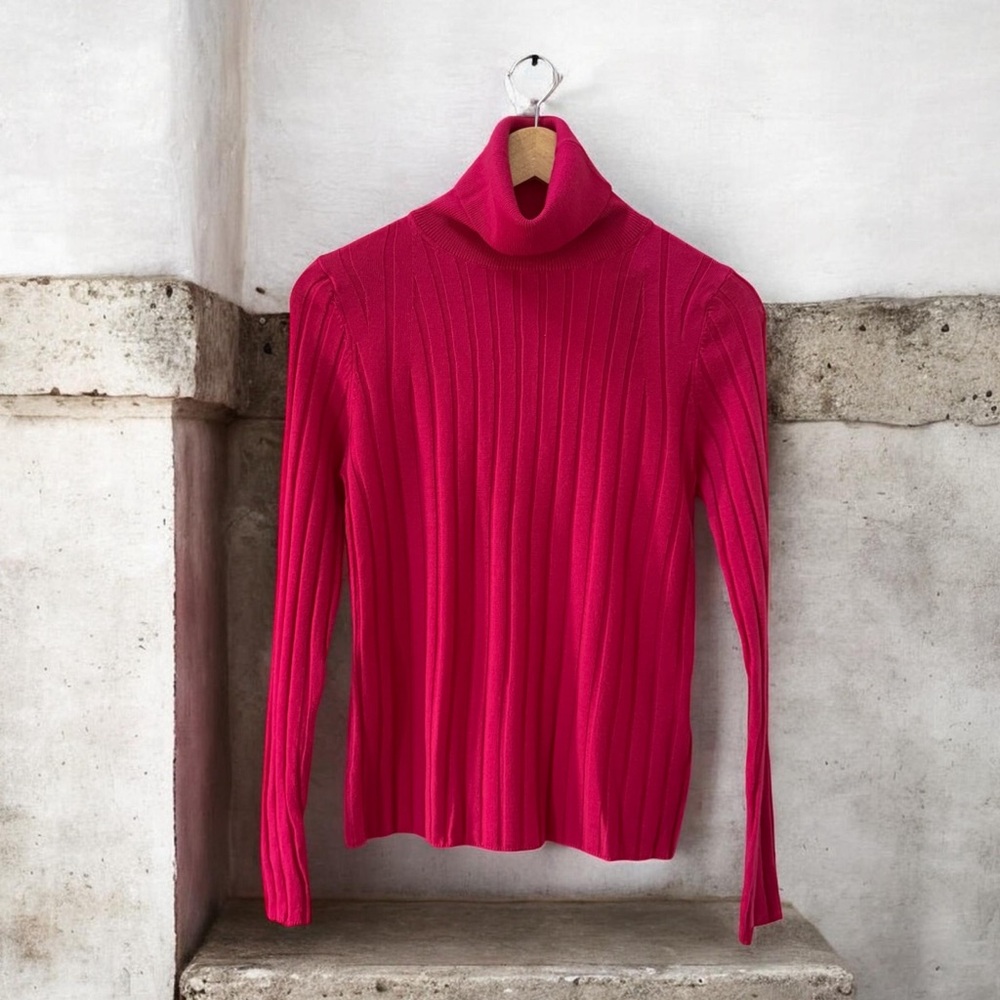 NWT Banana Republic Women’s Fuchsia Ribbed Lightweight Turtleneck! Medium! NEW! - Picture 8 of 9
